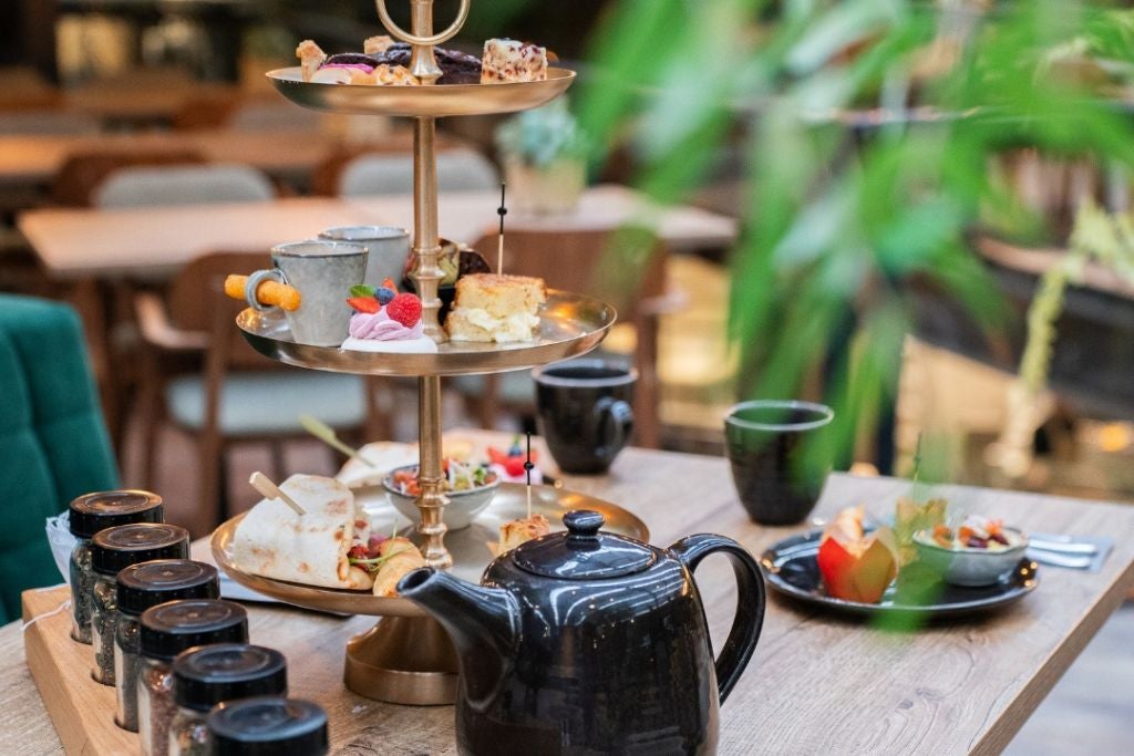 High tea actie